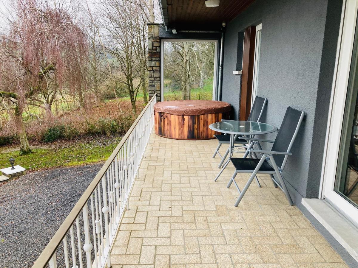 Maison De Vacances Privative A Louer Айвейл Екстериор снимка
